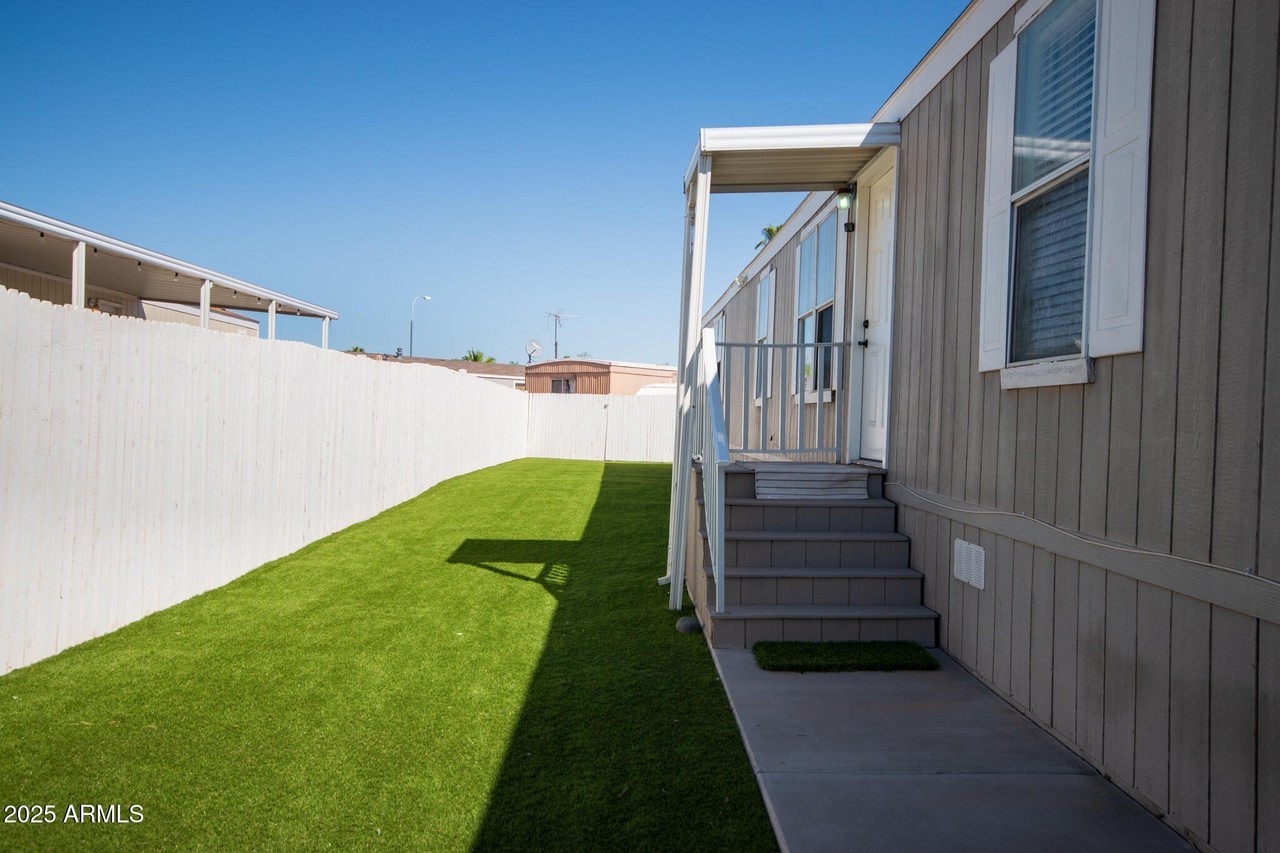 1650 S Arizona Ave Lot 283 #283 - Photo 2 of 27