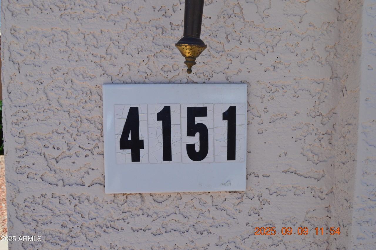 4151 East Silverwood Drive - Photo 2 of 39