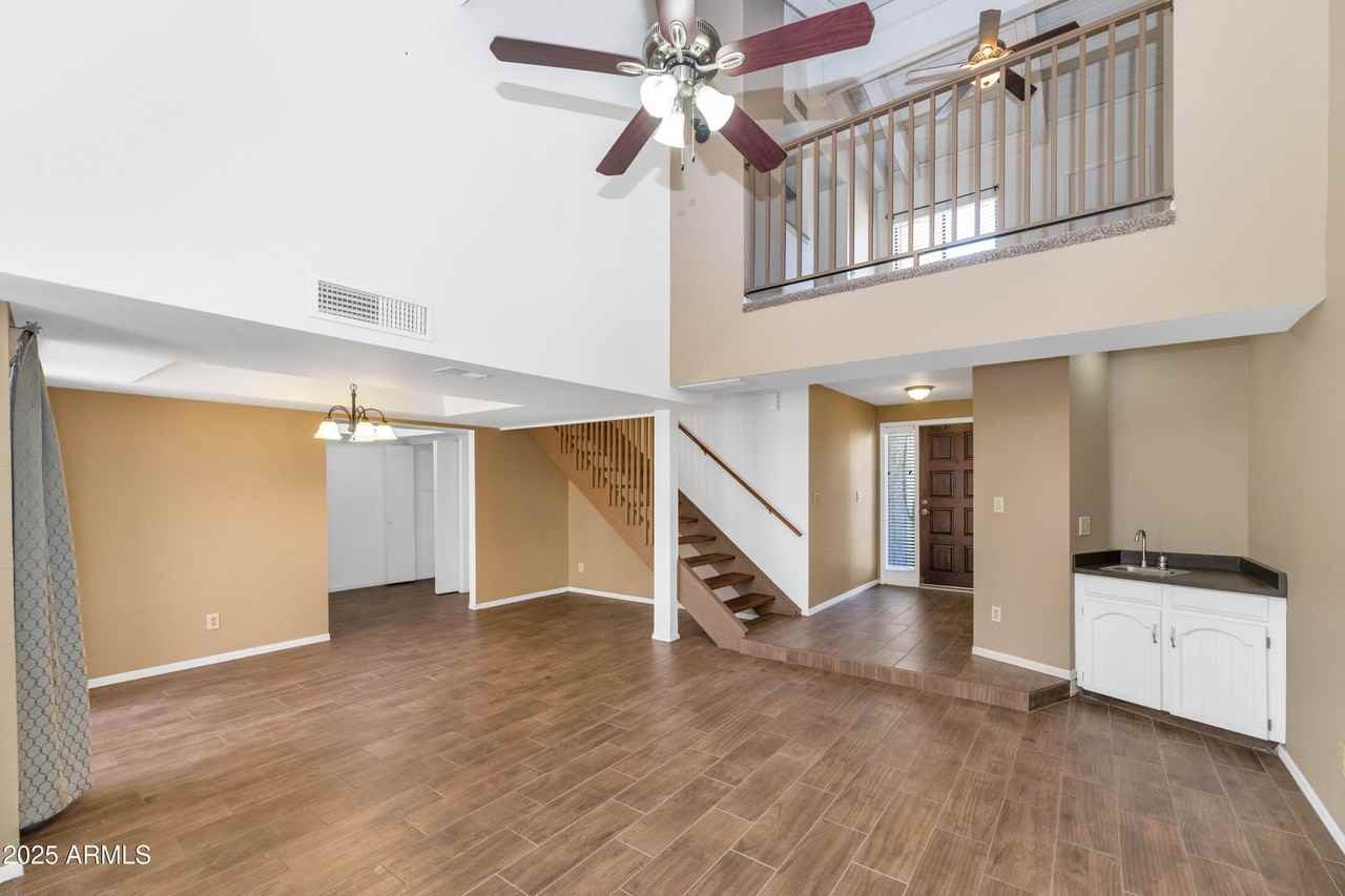 5726 North 10th Street #5 - Photo 3 of 39