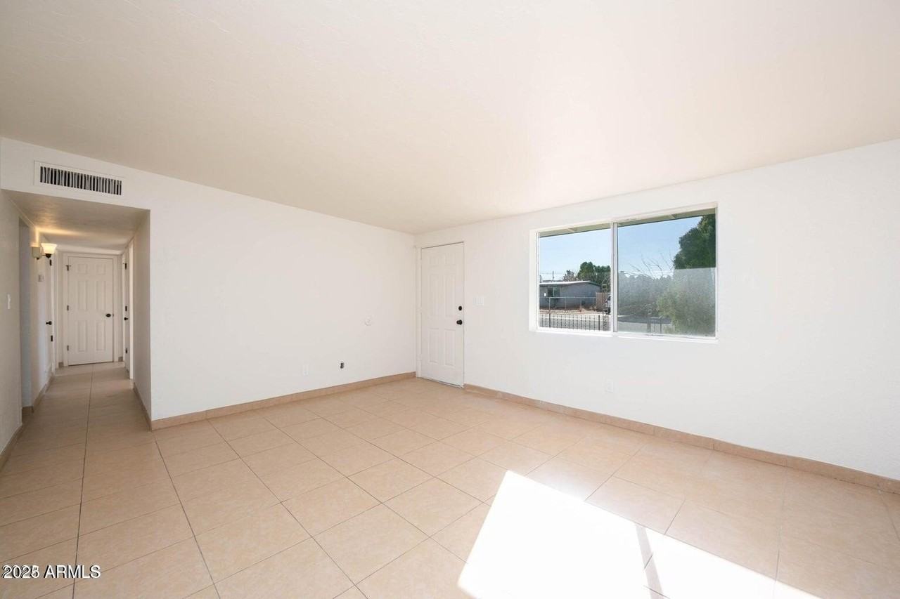 310 2nd Street - Photo 3 of 18