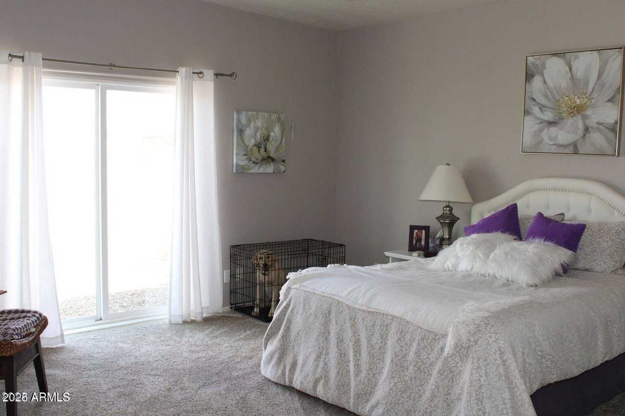 232 South Clubhouse Lane - Photo 5 of 8