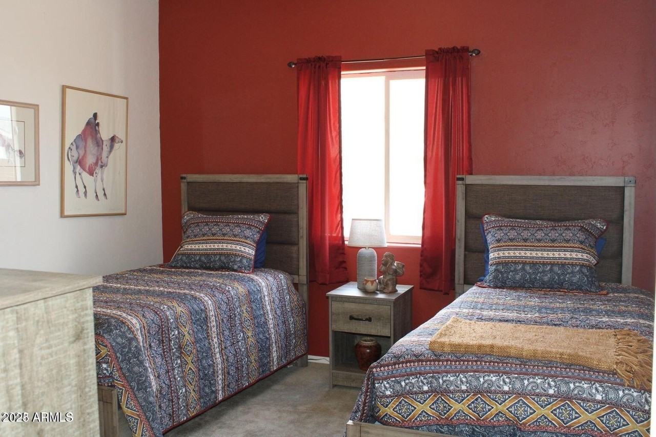 232 South Clubhouse Lane - Photo 6 of 8