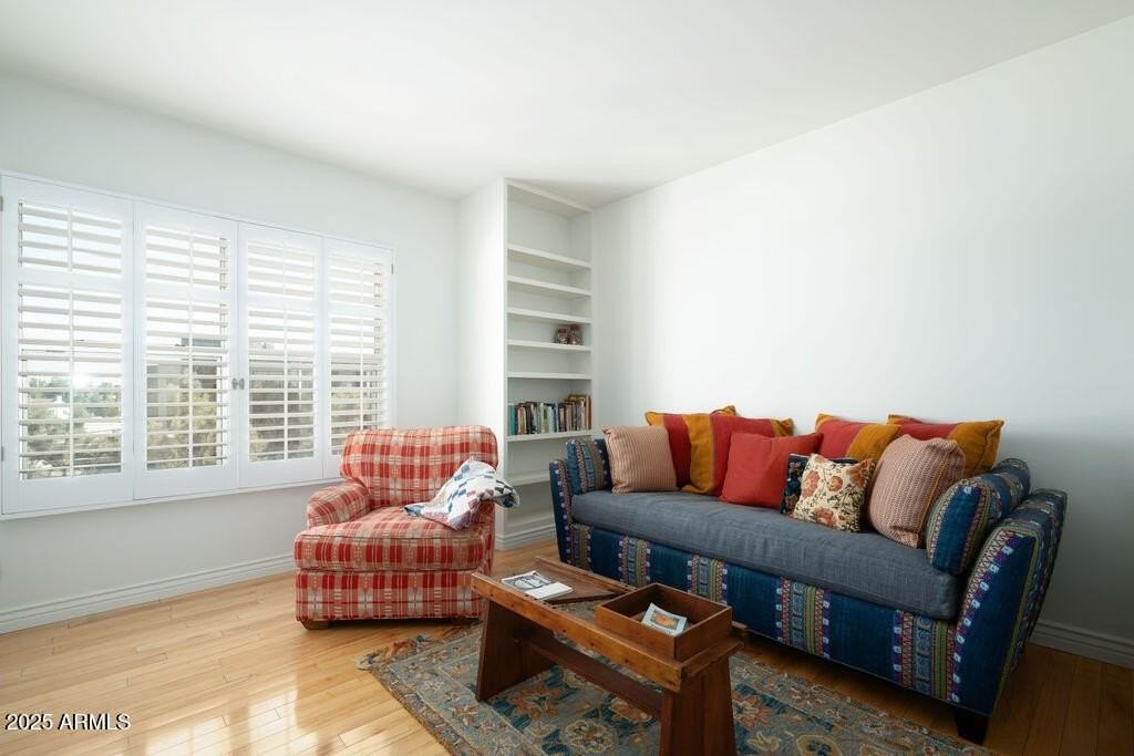 2201 North Central Avenue #4E - Photo 3 of 11