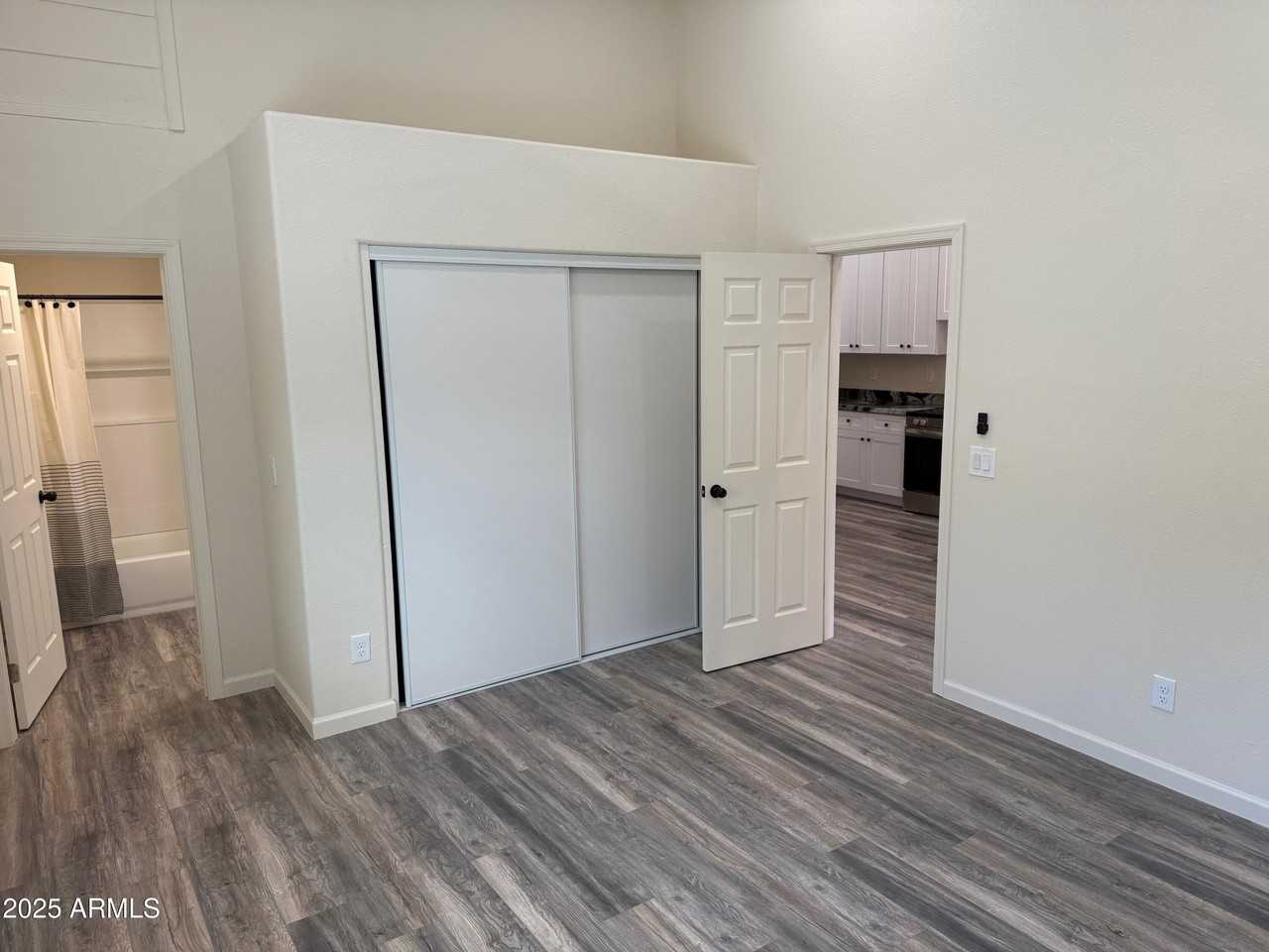 217 W Estate Ln - Photo 6 of 8