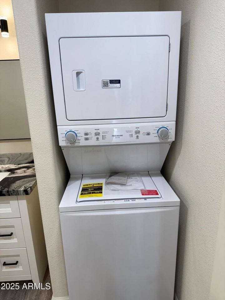 217 W Estate Ln - Photo 7 of 8