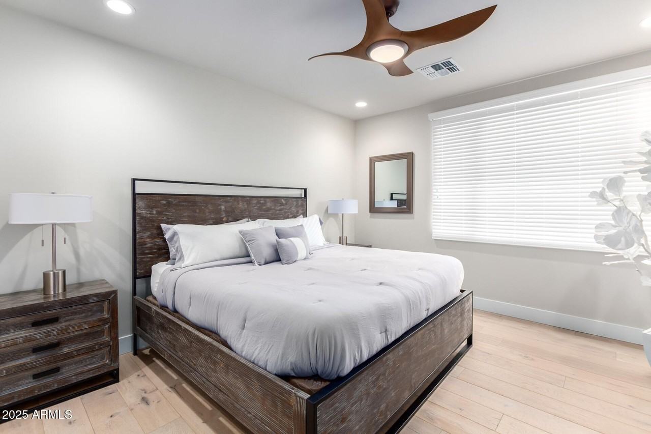 7550 E Osborn Rd #1002 - Photo 4 of 23