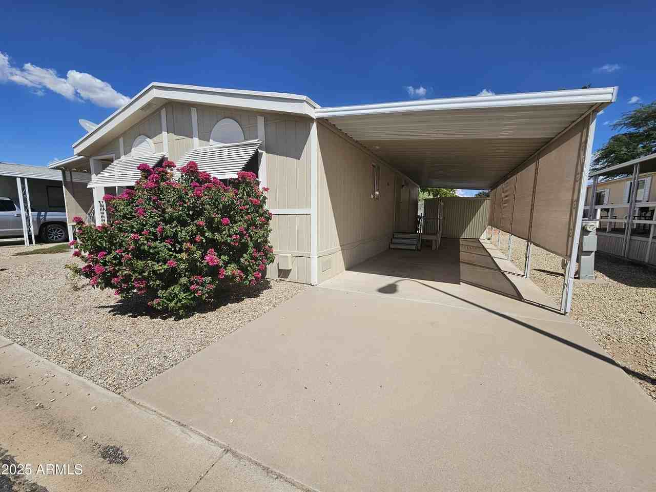 1505 North Evergreen Street #17