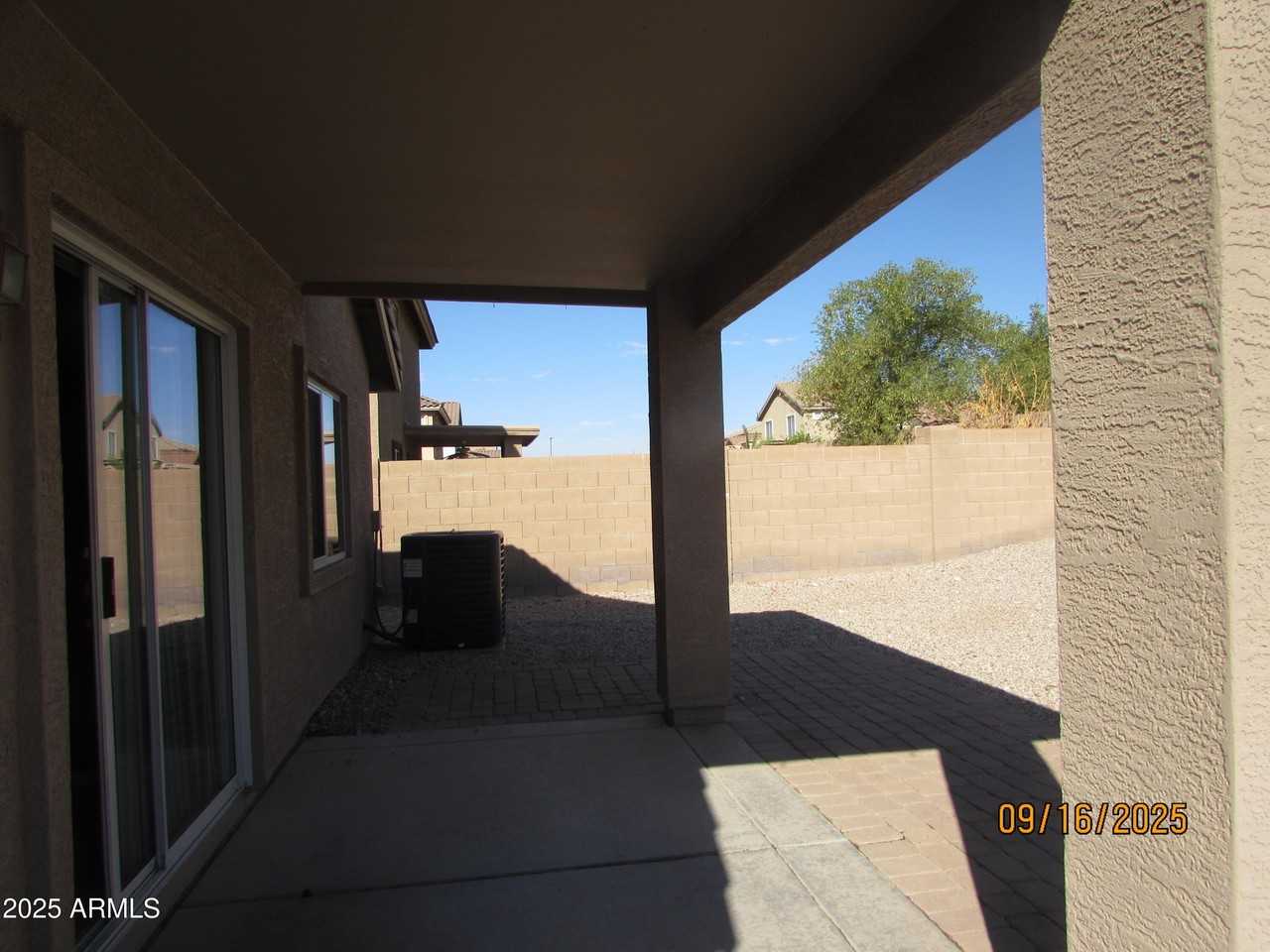 22212 West Tonto Street - Photo 5 of 18