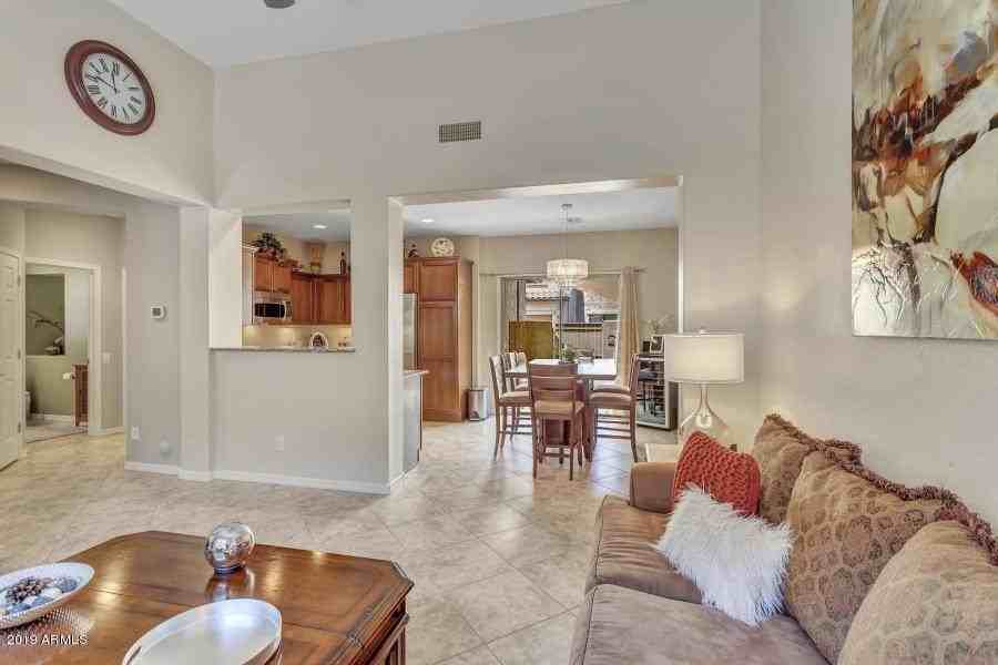 3966 E Melinda Dr - Photo 4 of 28