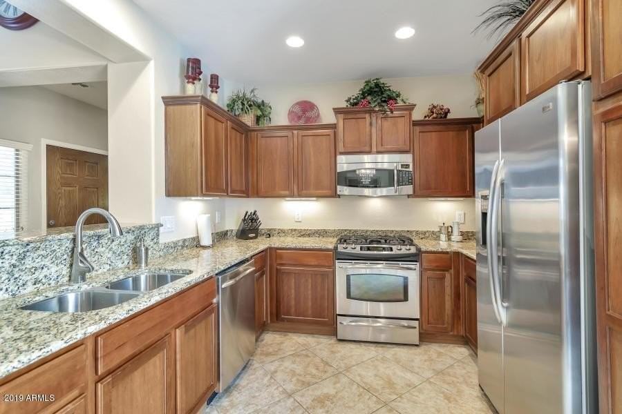 3966 E Melinda Dr - Photo 5 of 28