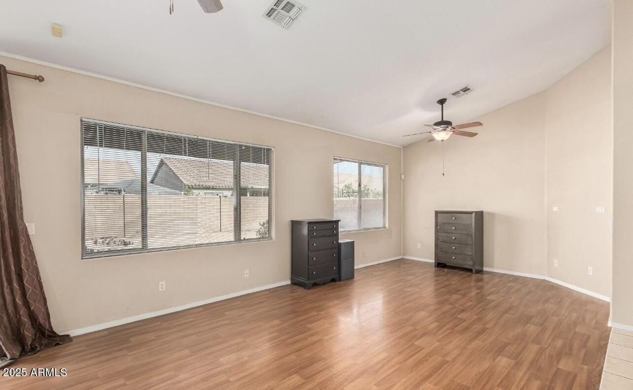 13014 West Surrey Avenue - Photo 5 of 33