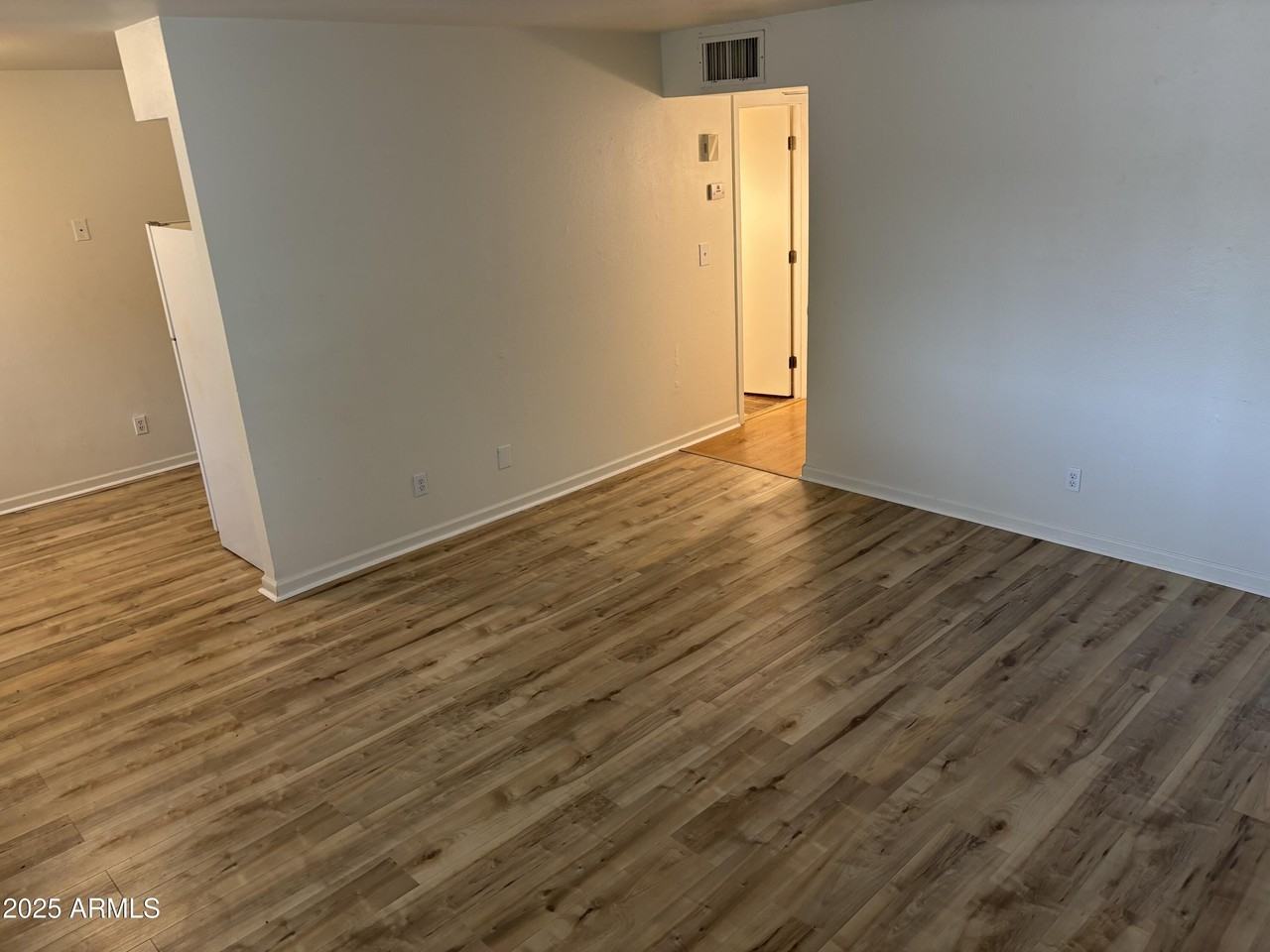 310 W 8th Ave Apt D #D - Photo 2 of 7