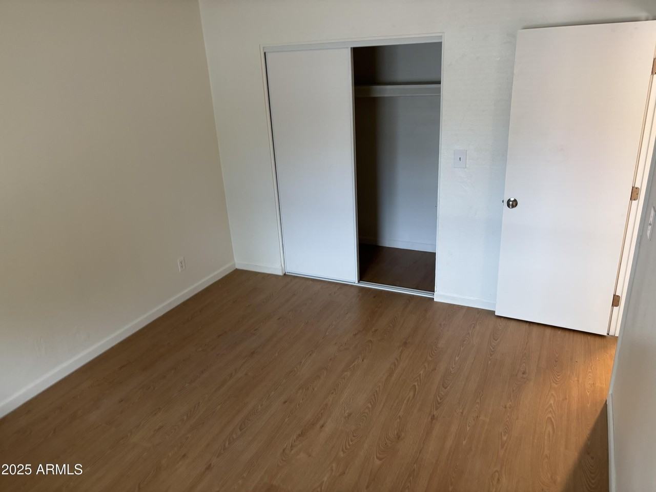 310 W 8th Ave Apt D #D - Photo 5 of 7