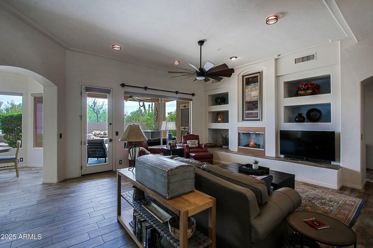 6879 E Amber Sun Dr - Photo 7 of 43