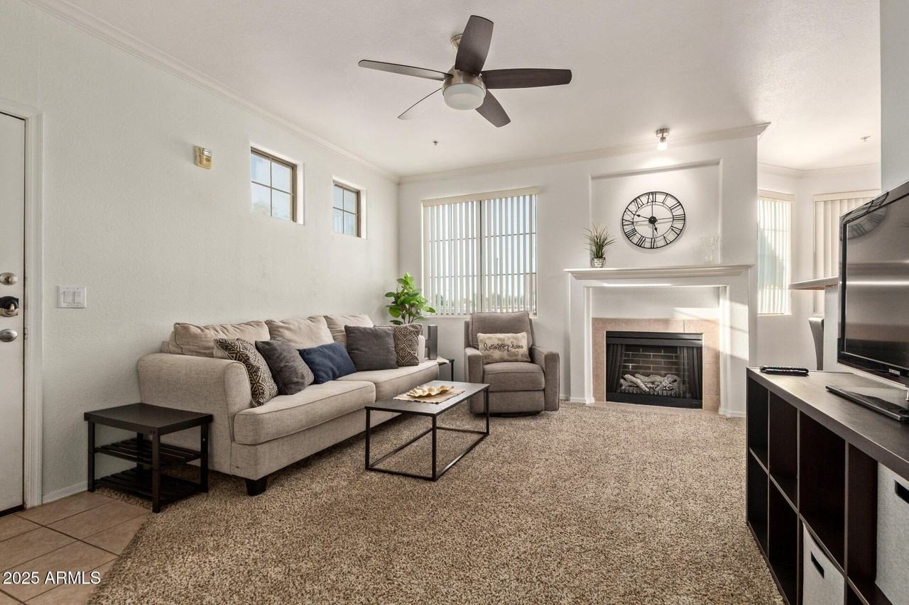 1941 S Pierpont Dr Apt 2078 #2078 - Photo 3 of 49