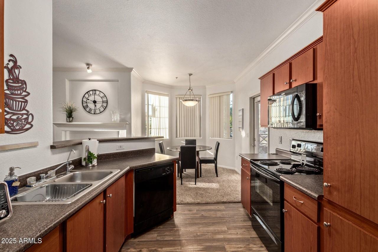 1941 S Pierpont Dr Apt 2078 #2078 - Photo 6 of 49