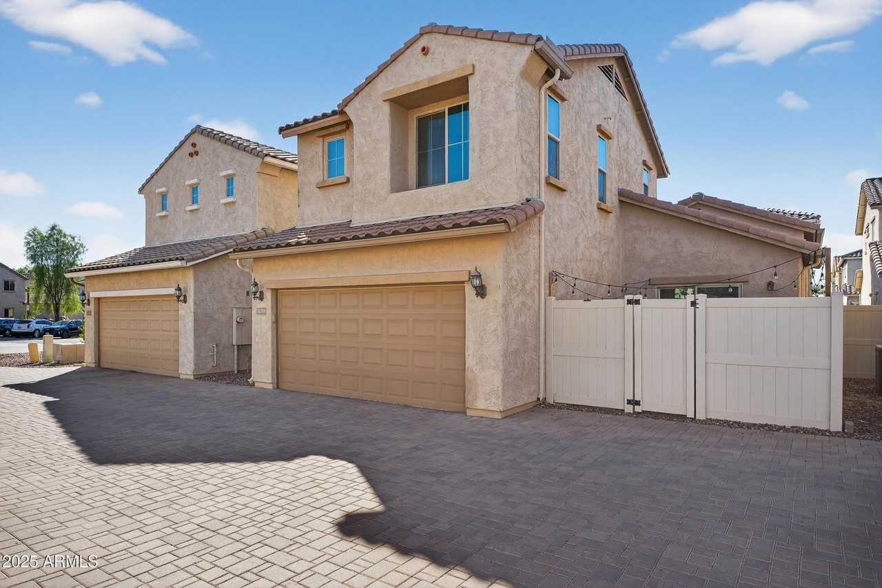 16226 North 21st Lane - Photo 2 of 36