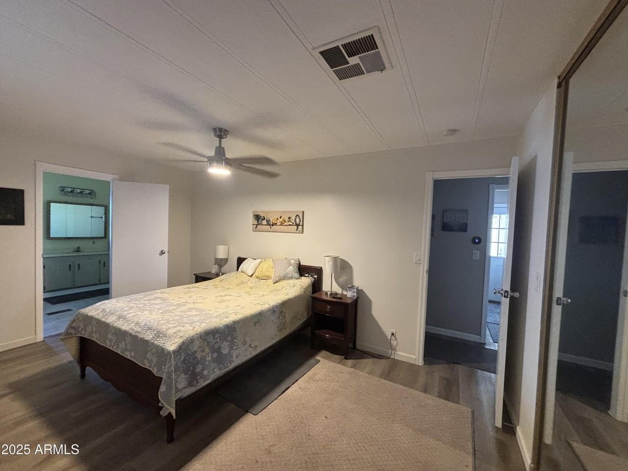 3611 N Michigan Ave - Photo 4 of 9