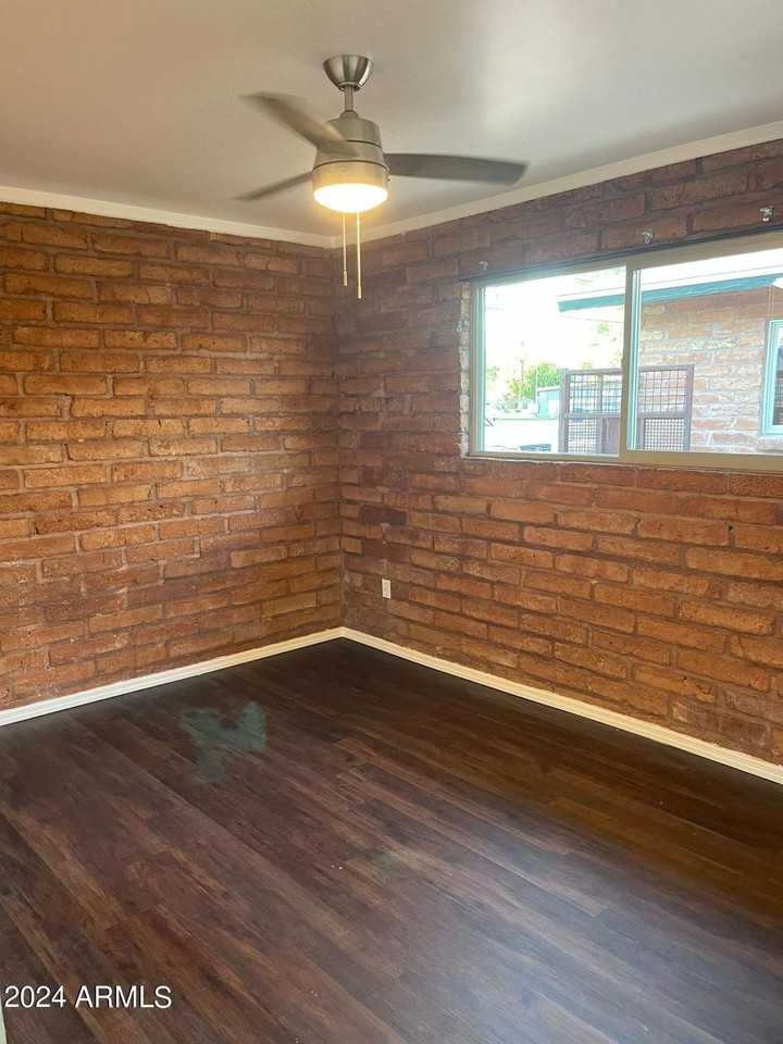 1006 S Dorsey Ln Apt 16 #15 - Photo 5 of 10