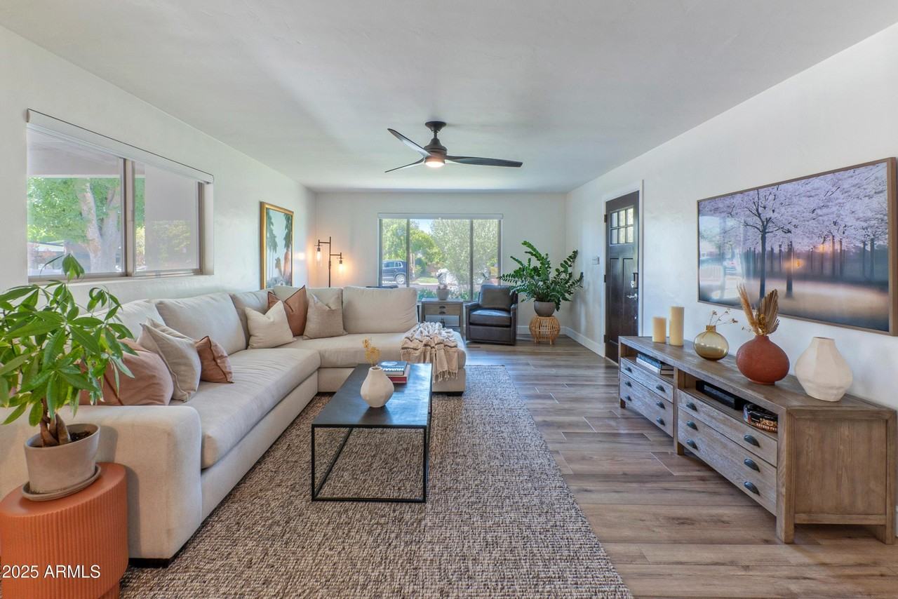 4229 North 34th Street - Photo 2 of 20