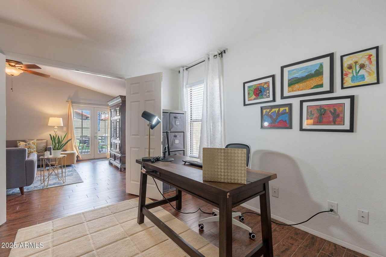 8846 E Windrose Dr - Photo 5 of 37