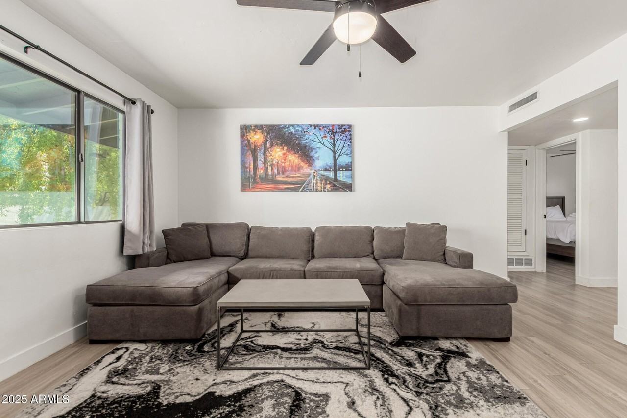 6628 East Avalon Drive #1 - Photo 5 of 29