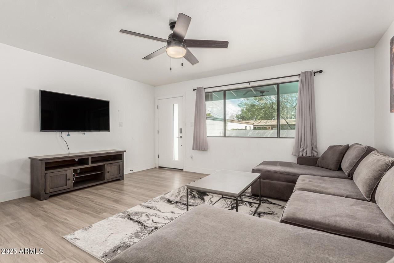 6628 East Avalon Drive #1 - Photo 6 of 29