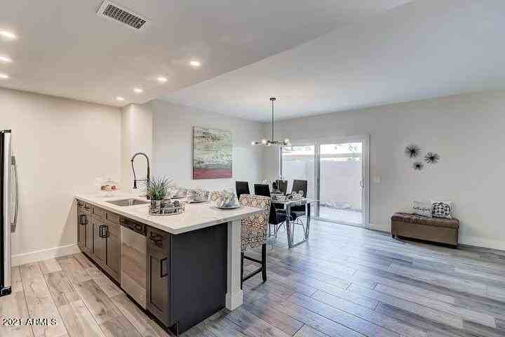 500 N Roosevelt Ave Unit 57 #57 - Photo 5 of 20