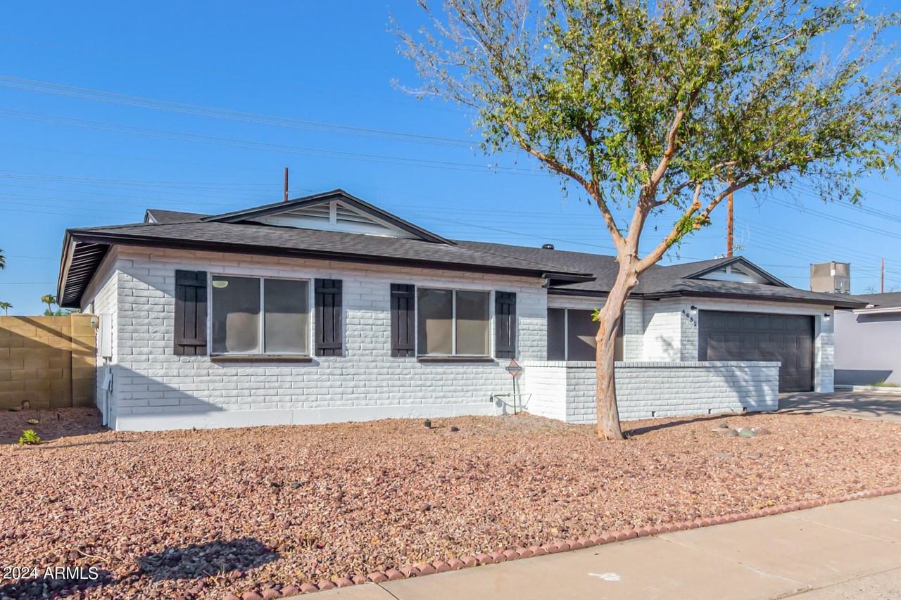 4652 West Puget Avenue - Photo 6 of 35