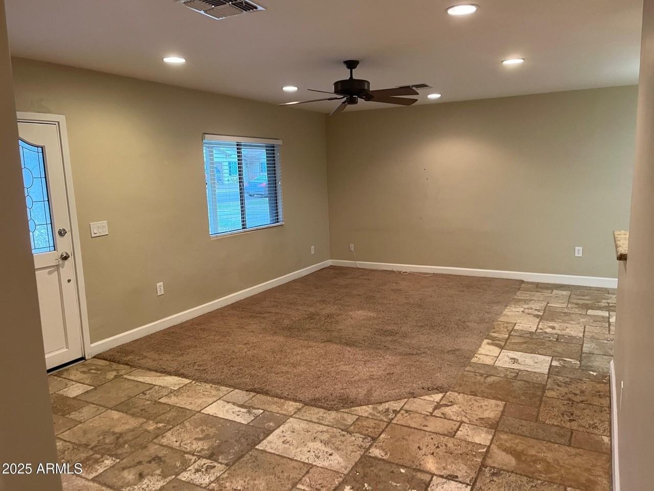 3807 E Devonshire Ave - Photo 6 of 34