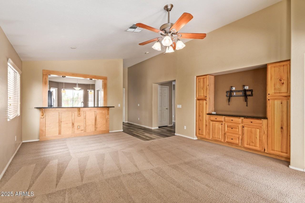 30445 North Sunray Drive - Photo 6 of 26