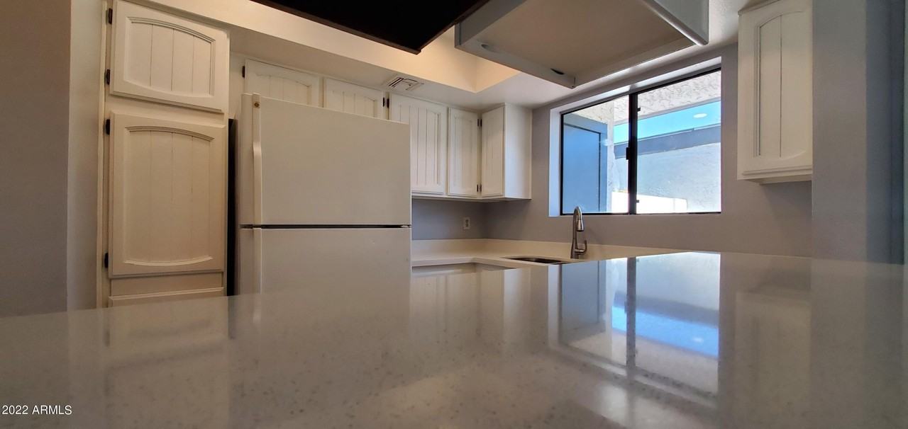 3411 N 12th Pl Unit 8 #8 - Photo 6 of 41