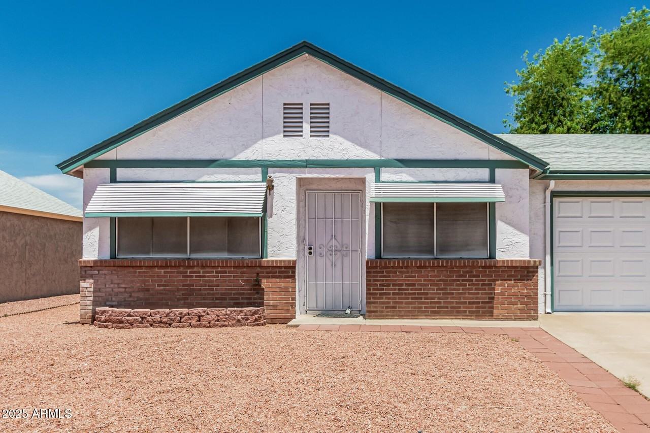 10343 North 97th Avenue #A - Photo 2 of 30