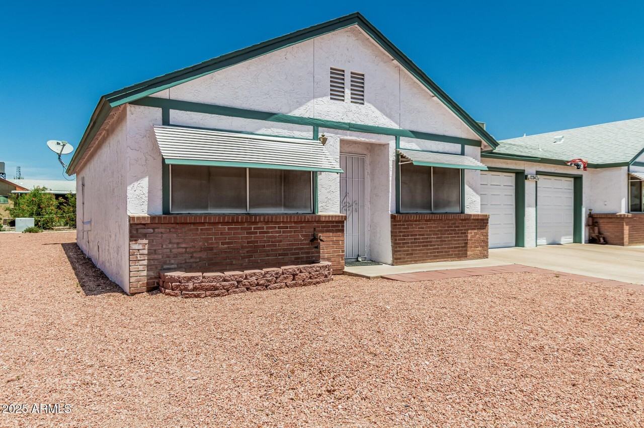 10343 North 97th Avenue #A - Photo 5 of 30