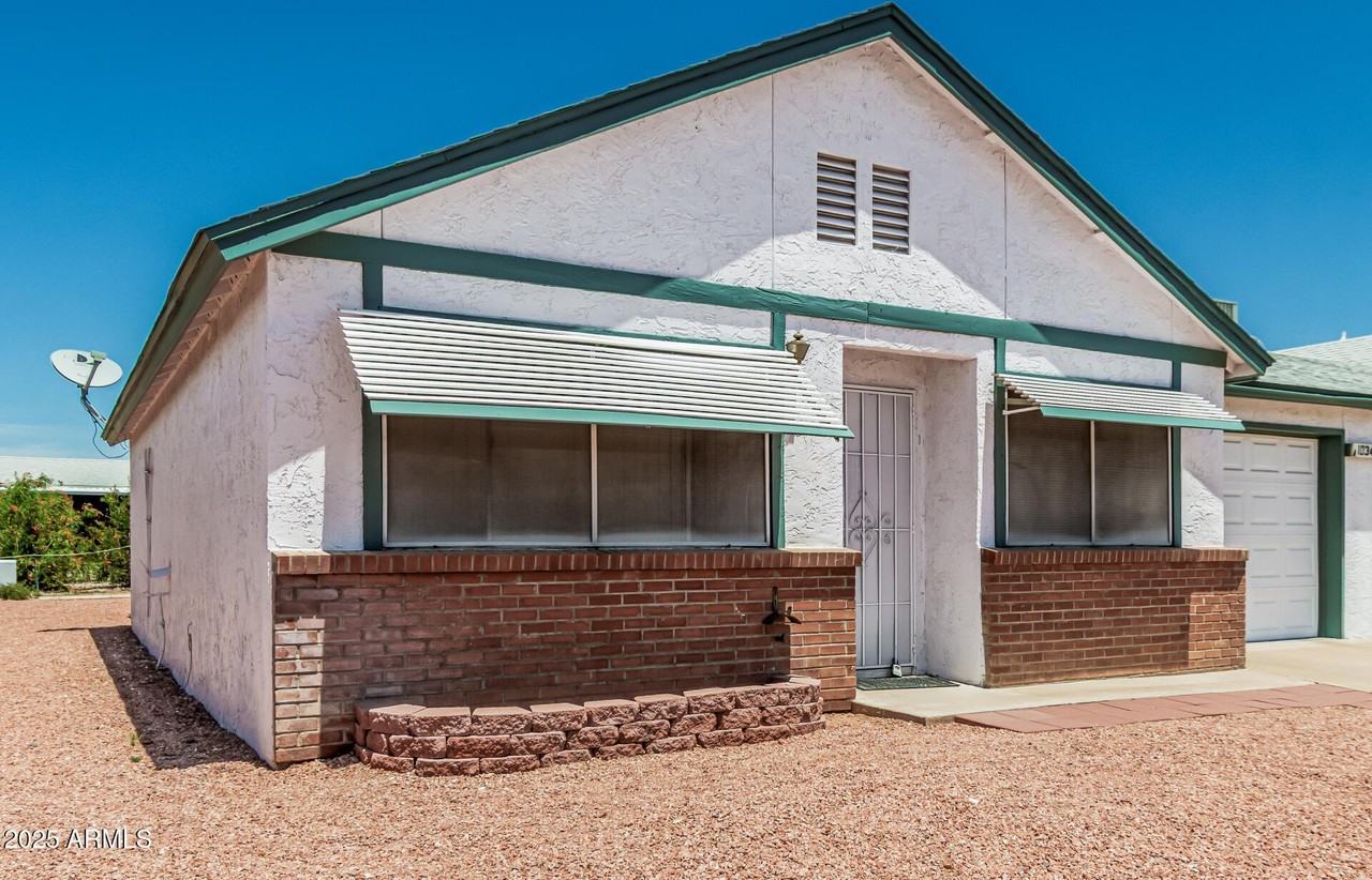 10343 North 97th Avenue #A - Photo 6 of 30