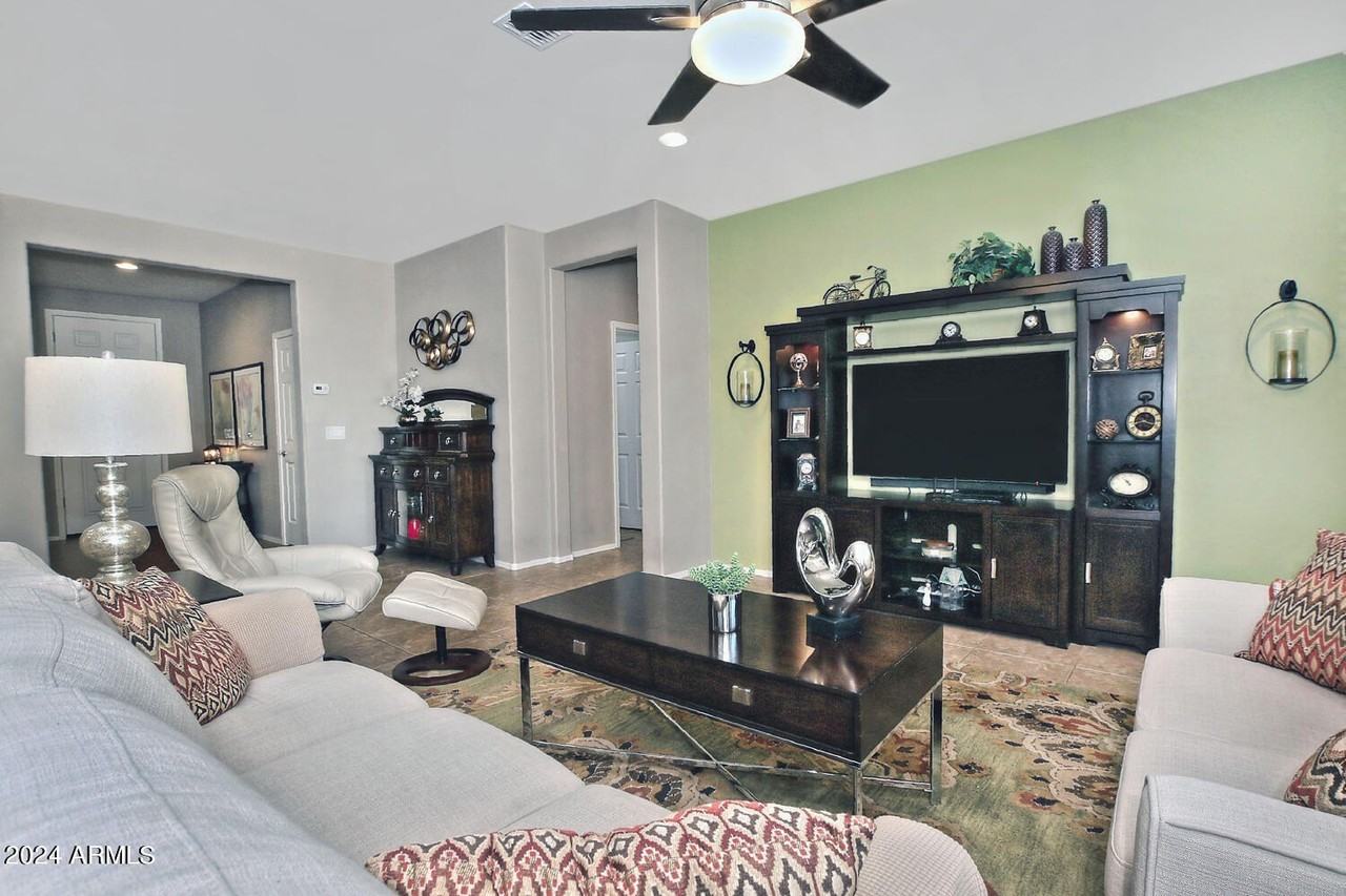 4394 N Hummingbird Dr - Photo 6 of 32