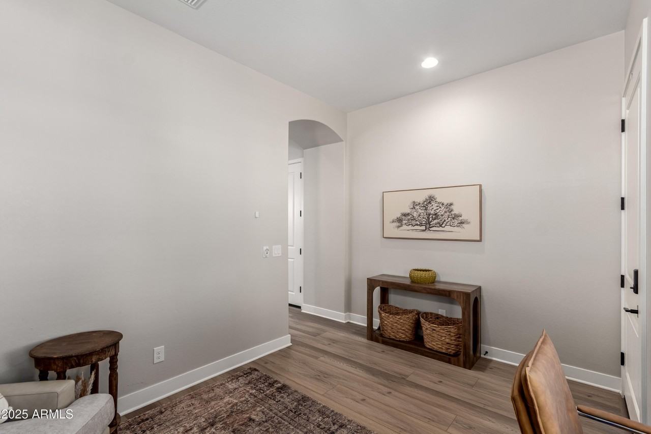 22433 E Cattle Dr - Photo 5 of 50