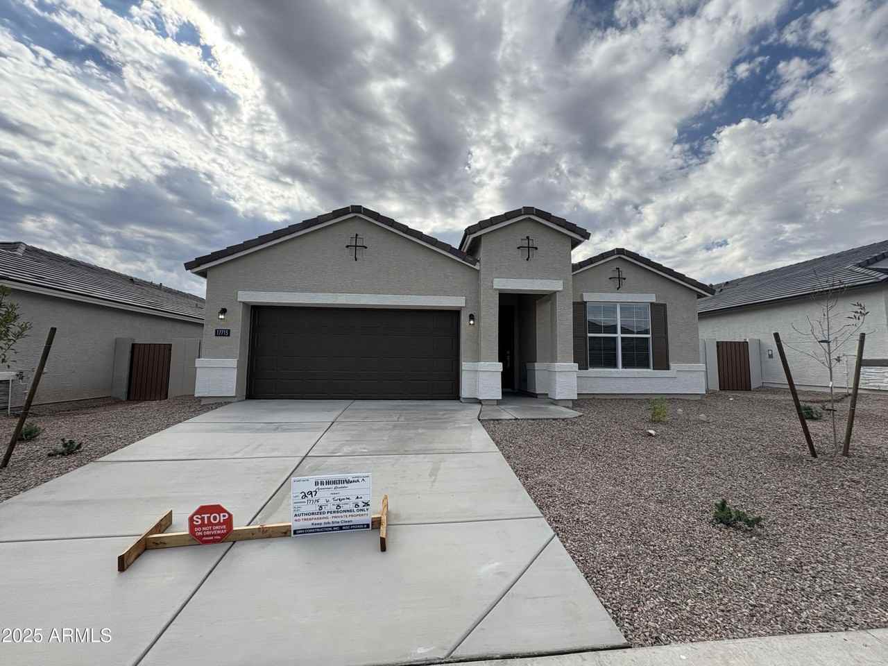 17715 W Turquoise Ave - Photo 2 of 30