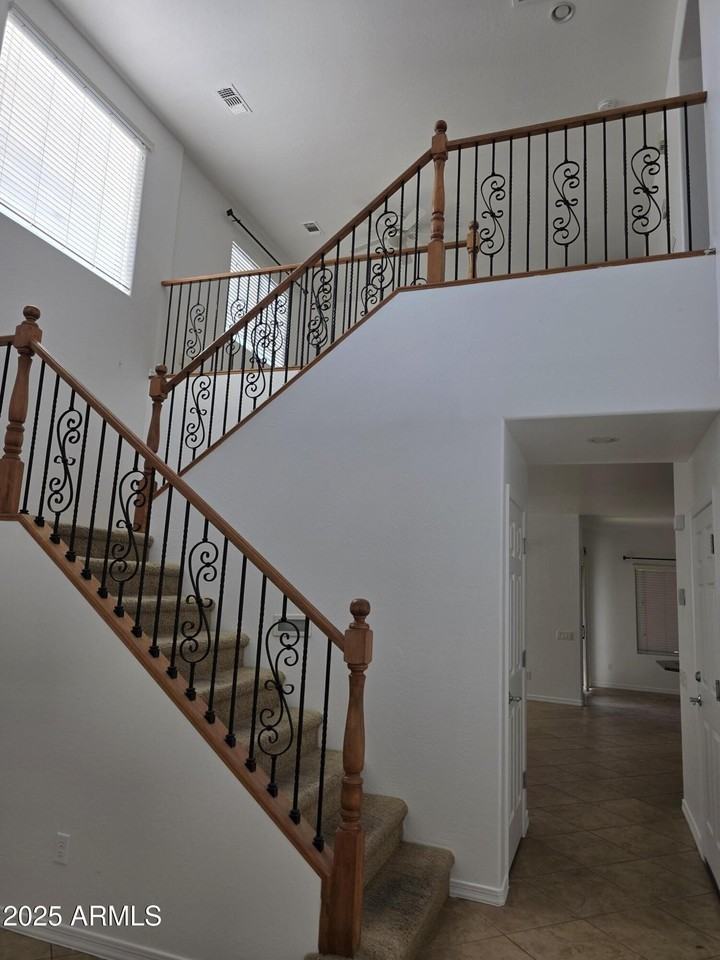 16206 N 22nd Ln - Photo 3 of 29