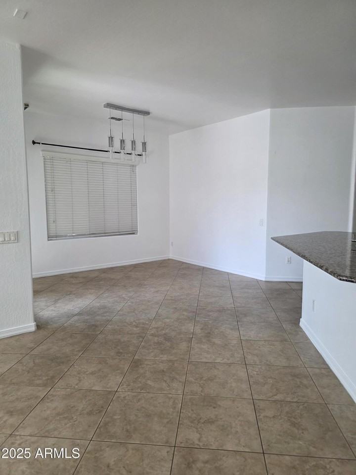 16206 N 22nd Ln - Photo 7 of 29