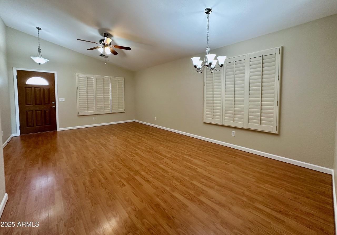 3107 W Melinda Ln - Photo 3 of 13