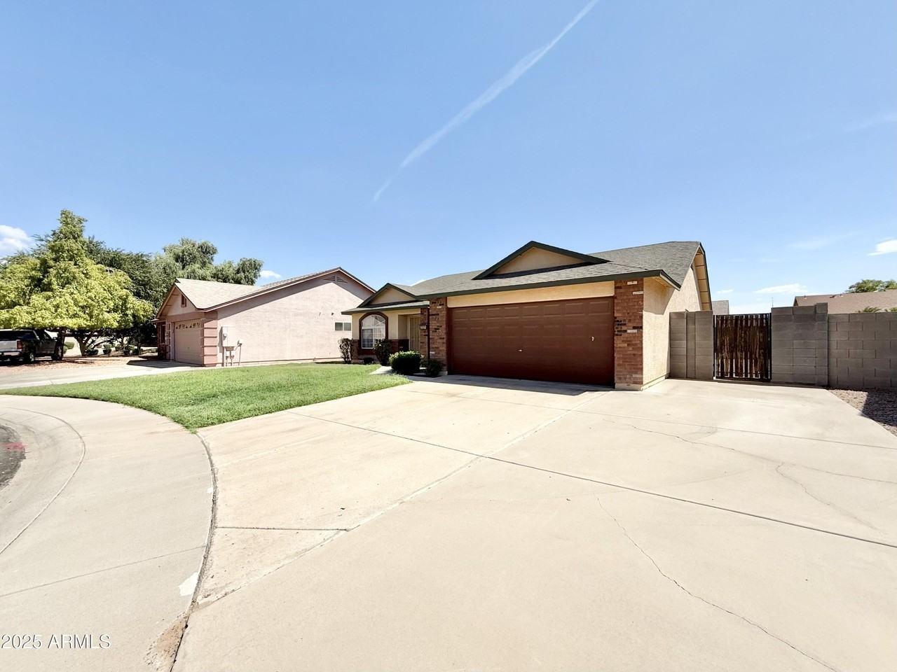 2321 East Remington Place - Photo 3 of 27