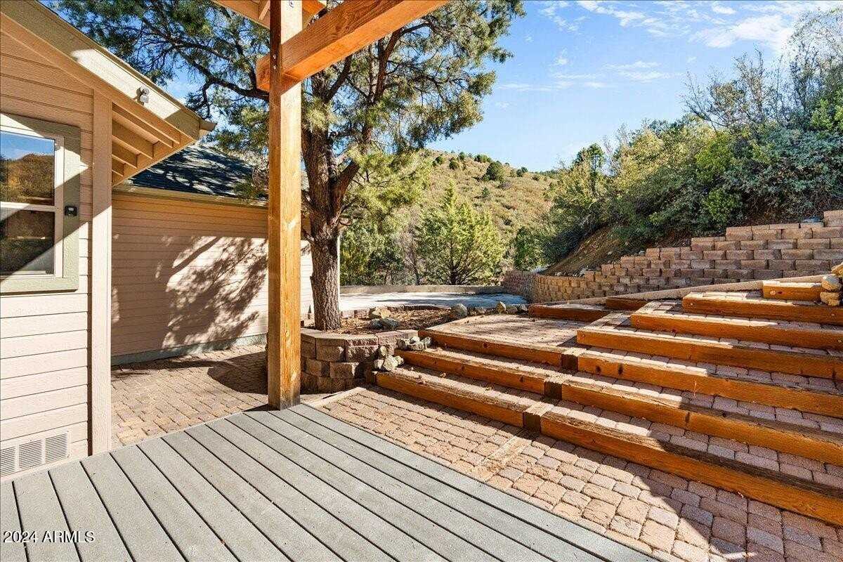 1280 Majestic View Dr - Photo 5 of 48