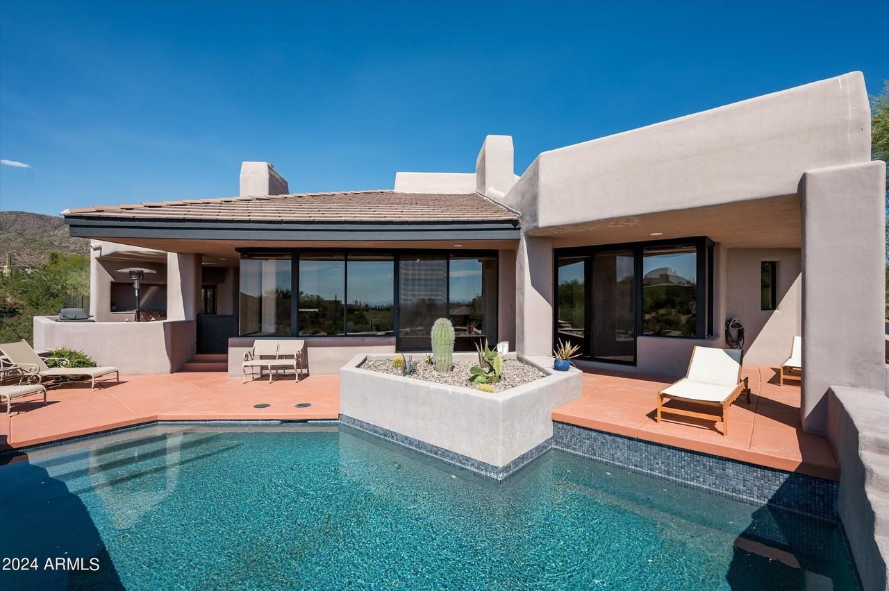 10726 Tamarisk Way - Photo 2 of 42