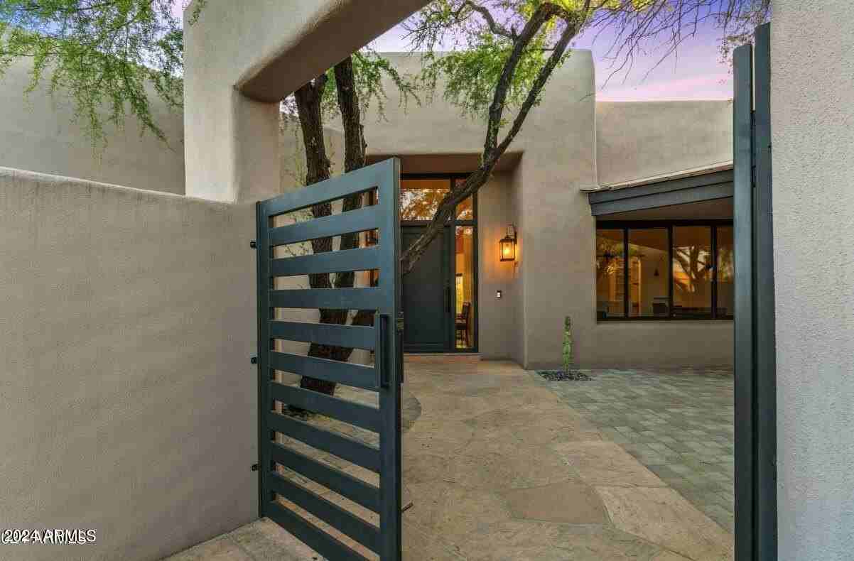 10726 Tamarisk Way - Photo 6 of 42