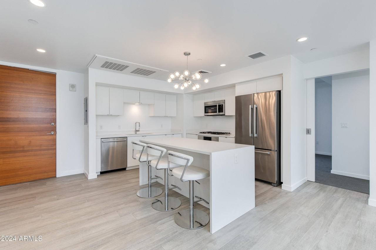 200 W Portland St Unit 511 #511 - Photo 4 of 19