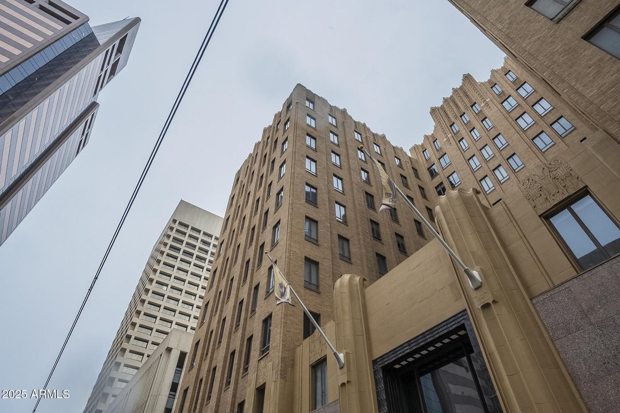 114 West Adams Street #1007