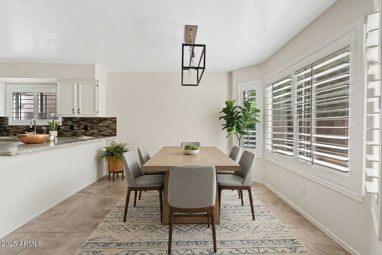 861 W Shellfish Dr - Photo 4 of 32