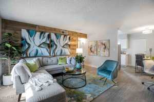 featured image of 2627 N 45th Ave Unit 3c #3C