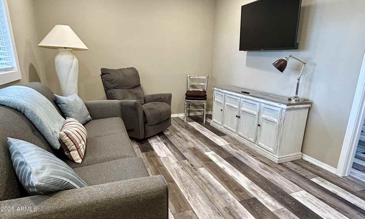 379 Gypsum Drive - Photo 6 of 46